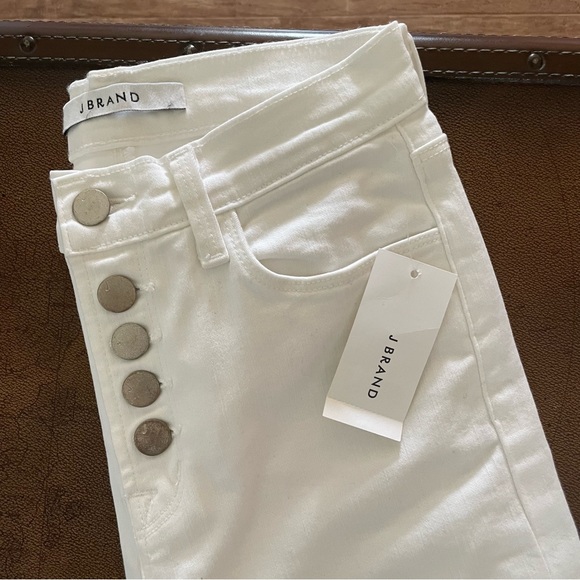 J Brand Maria Flare high Rise Jeans. NWT - Picture 2 of 8